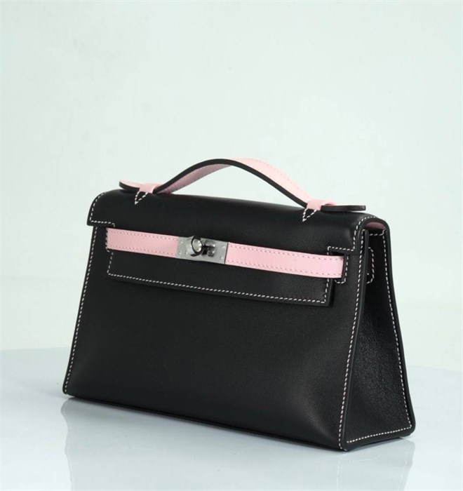 HERMES клатч POCHETTE 22 см черно-розовая кожа свифт СК-00391
