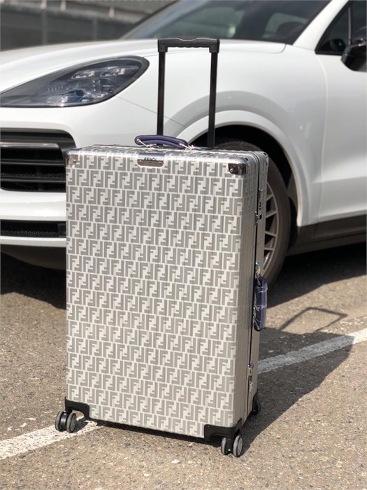 FENDI 70 см чемодан серебро синяя ручка ЧМ-1216