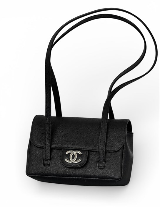 CHANEL сумка длинные ручки кожа икра черная серебро СК-00871