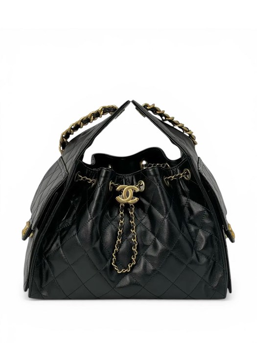 CHANEL сумка Hobo 26 см гладкая кожа черная золото СК-01246