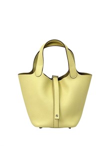{{photo.Alt || photo.Description || 'HERMES Picotin 18 см сумка желтая кожа того серебро'}}