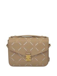 {{photo.Alt || photo.Description || 'LV сумка Pochette Metis кожа бежевая монограмм золото'}}