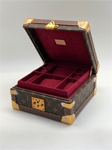 LV шкатулка для украшений коричневая монограмма бордовая внутри КТ-0680