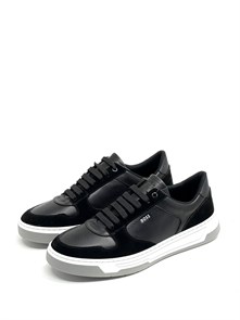 {{photo.Alt || photo.Description || 'HUGO BOSS кеды черные на серо-белой подошве тисненный лого с боку'}}
