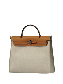 {{photo.Alt || photo.Description || 'HERMES Herbag сумка 31 см бежевый текстиль оранжевая кожа серебро'}}