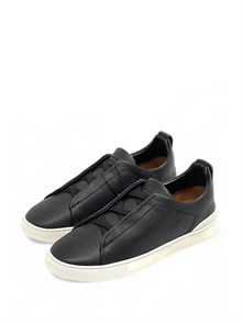 {{photo.Alt || photo.Description || 'Ermenegildo Zegna кожаные кеды на резинках с белой подошвой'}}