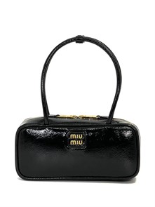 {{photo.Alt || photo.Description || 'MIU MIU сумка черная лаковая золото'}}