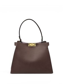 {{photo.Alt || photo.Description || 'FENDI сумка Peekaboo гладкая кожа коричневая золото'}}