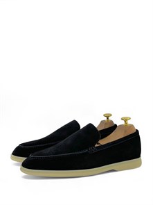 {{photo.Alt || photo.Description || 'LORO PIANA лоферы низкие замша черные с белой подошвой'}}
