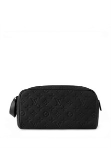 {{photo.Alt || photo.Description || 'LV несессер Dopp Kit две молнии кожа черный тиснение монограмм'}}