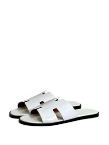 {{photo.Alt || photo.Description || 'HERMES Тапочки из белой гладкой кожи белая стелька'}}