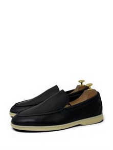 {{photo.Alt || photo.Description || 'LORO PIANA лоферы низкие кожа черные с белой подошвой'}}