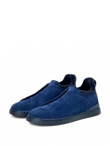 {{photo.Alt || photo.Description || 'Ermenegildo Zegna кеды из синей замши на меху'}}