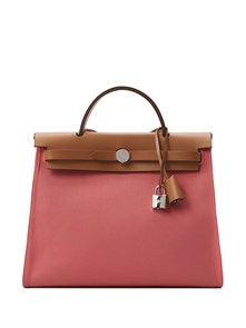 {{photo.Alt || photo.Description || 'HERMES Herbag сумка 31 см розовый текстиль оранжевая кожа серебро'}}