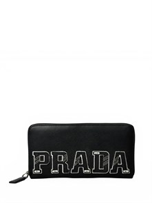 {{photo.Alt || photo.Description || 'PRADA кошелек сафьяновая кожа черный, логотип из нашитых больших букв'}}