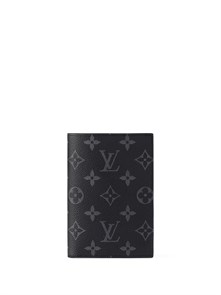 {{photo.Alt || photo.Description || 'LV обложка на паспорт серая монограмма'}}