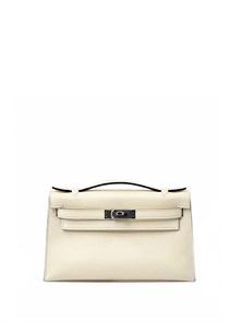 {{photo.Alt || photo.Description || 'HERMES клатч POCHETTE 22 см молочная кожа свифт серебро'}}