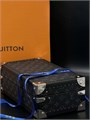 LV шкатулка черная монограмм под часы серая внутри КТ-00210