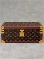 LV шкатулка под часы прямоугольная коричневая монограмма красная внутри КТ-1473