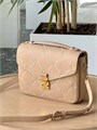 LV сумка Pochette Metis кожа бежевая монограмм золото СК-01744