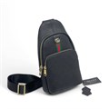 GUCCI слинг кожа тисненная монограмма черная с текстильно красно зеленой полоской по центру СЛ-1956