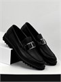 TODS Лоферы черные с пряжкой на перемычке на толстой подошве ОК-0814