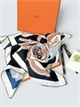 HERMES платок 90x90 см шелк белый ПЛ-01388