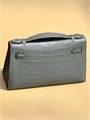 HERMES клатч POCHETTE 22 см графитовая кожа крокодила серебро СК-00374