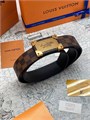 LV ремень коричневая шашка закрытая пряжка надпись курсив РМ-1268