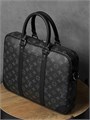 LV портфель Porte-Documents Voyage PM с ремнем монограмма кармашек сбоку между кожаными ремнями ПР-2483