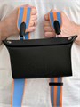 HERMES мессенджер кожа того с перфорированным логотипом черный с голубым ремнем МС-01476