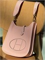 HERMES сумка Evelyne 23 см розовая серебро СК-01224