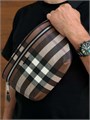 BURBERRY поясная сумка Cason в клетку с кожаной отделкой коричневая СЛ-1252
