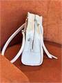 LOEWE сумка Amazona 180 гладкая кожа молочная серебро маленькая СК-01483