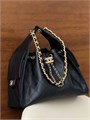 CHANEL сумка Hobo 26 см кожа икра черная золото СК-00675
