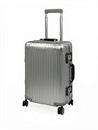 RIMOWA 50 см чемодан серебро с черной пластиковой ручкой алюминий ЧМ-00962