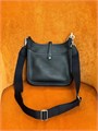 HERMES сумка Evelyne кожа Того 23 см черная золото СК-01143