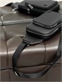 LV слинг Avenue кожа Тайга логотип в тон с большим передним карманом черный СЛ-2147