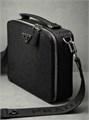 PRADA мессенджер черный кожа эпсом ручка сверху МС-0529