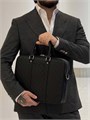 LV портфель Voyage с ремнем черная кожа шашка выпуклая рифленая и гладкая кармашек сбоку между кожаными ремнями ПР-2494