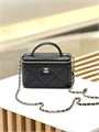CHANEL сумка Vanity с кожаной ручкой кожа икра черная золото СК-01263