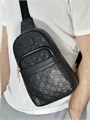 GUCCI слинг кожа тисненная монограмма черная с кожаной полоской по центру СЛ-1957