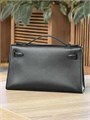 HERMES клатч POCHETTE 22 см черная кожа свифт золото СК-00394