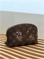 LV косметичка на молнии овальная коричневая монограмма маленькая с принтом НС-01003