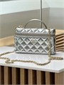 CHANEL сумка Vanity серебристая кожа на золоте 19 см СК-00903