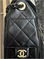 CHANEL сумка Hobo 22 см гладкая кожа черная золото СК-01247