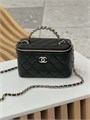 CHANEL сумка Vanity ручка с жемчугом кожа икра черная золото СК-01264