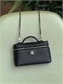 CHANEL сумка Vanity с ручкой кожа Того черная золото СК-01726