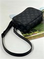 LV мессенджер бумажник Alpha Wearable серая канва монограмма МС-0295