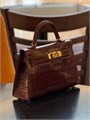 HERMES сумка MINI KELLY 19 см коричневая лак кожа крокодила золото СК-00377